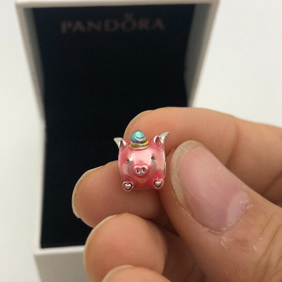 ✨🔥Pandora Flying Unicorn Pig Charm - Picture 1 of 10